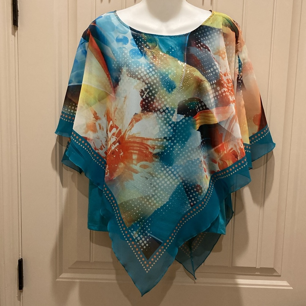 B.L.E.U Women’s Size L Layered Blouse Top Handkercheif Style Butterfly Sleeves